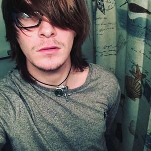 Meet your Posher, Connor